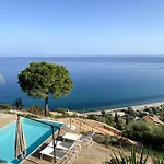 Villa - Luxury Seaview X10 *