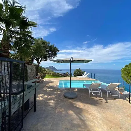 - Luxury Seaview X10